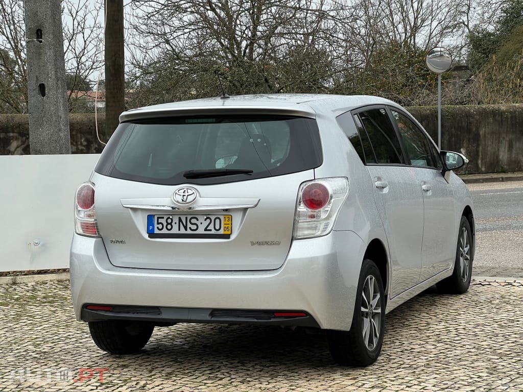 Toyota Verso 2.0 D-4D Comfort