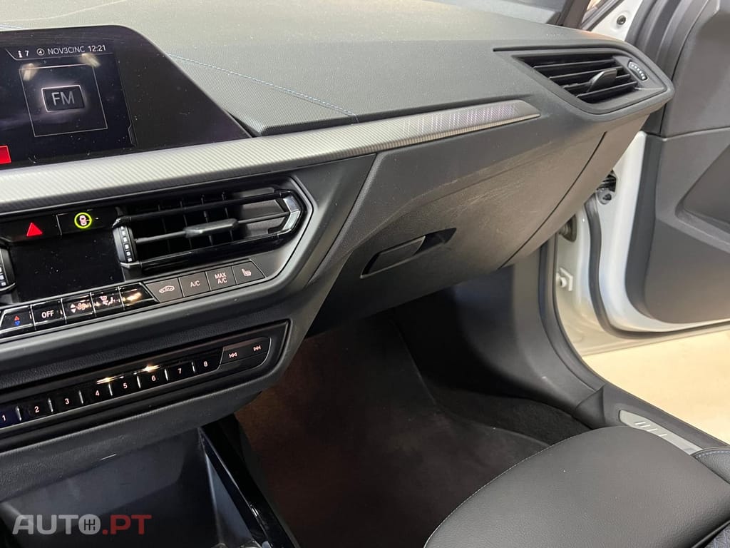 BMW 116 d Pack Desportivo M