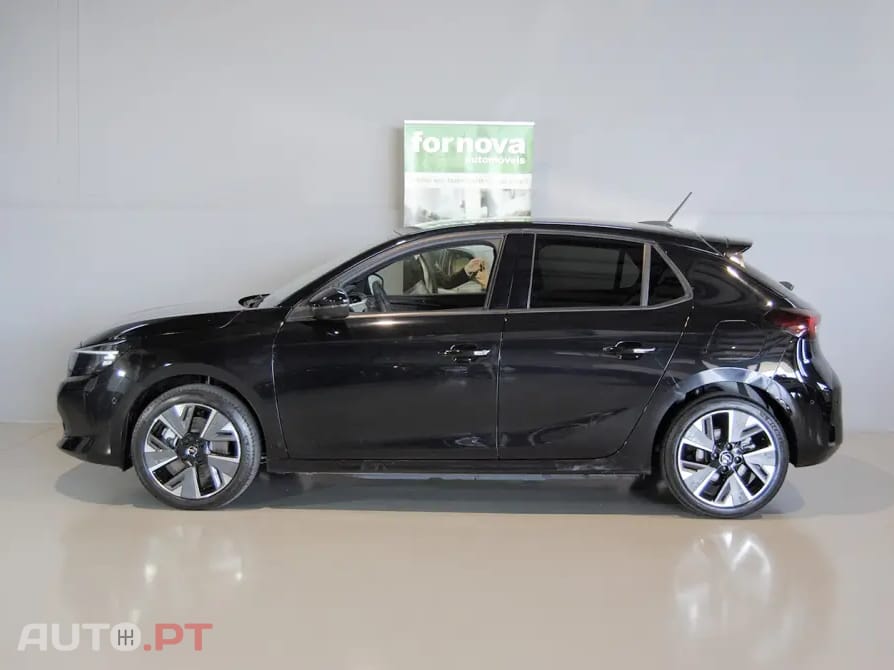 Opel Corsa-E e-GS