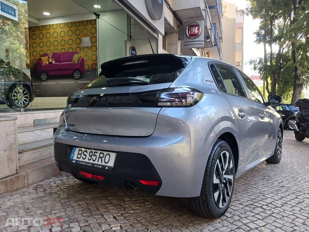 Peugeot 208 1.2 PureTech Style