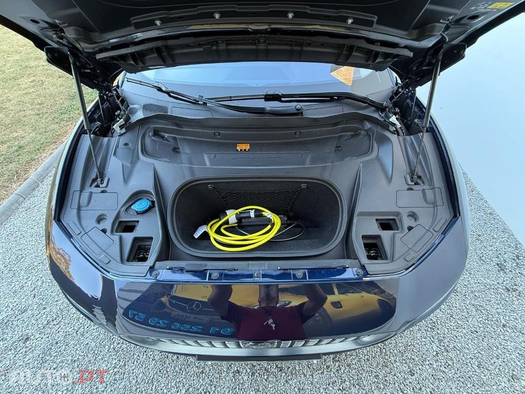 Jaguar I-Pace EV400 AWD R-DYNAMIC SE