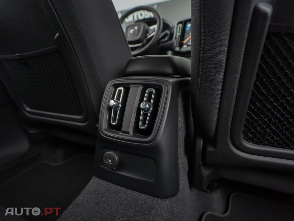 Volvo XC40 1.5 T5 PHEV Inscription Expression