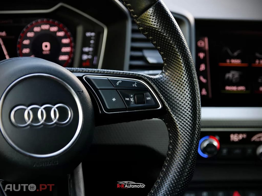 Audi A1 30 TFSI S line S tronic