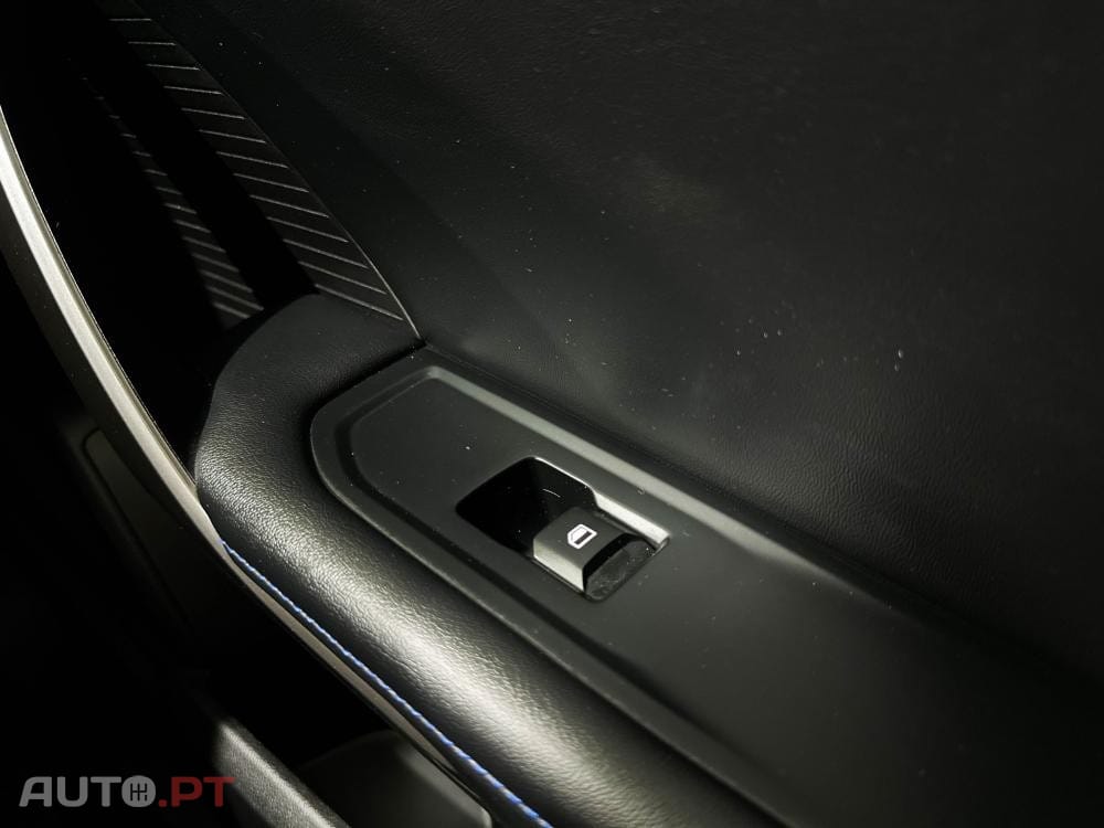 MG MG4 51 kWh Standard