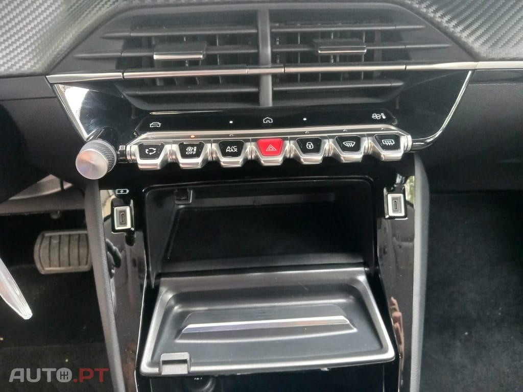 Peugeot 208 1.2 Hybrid Allure e-DCS6