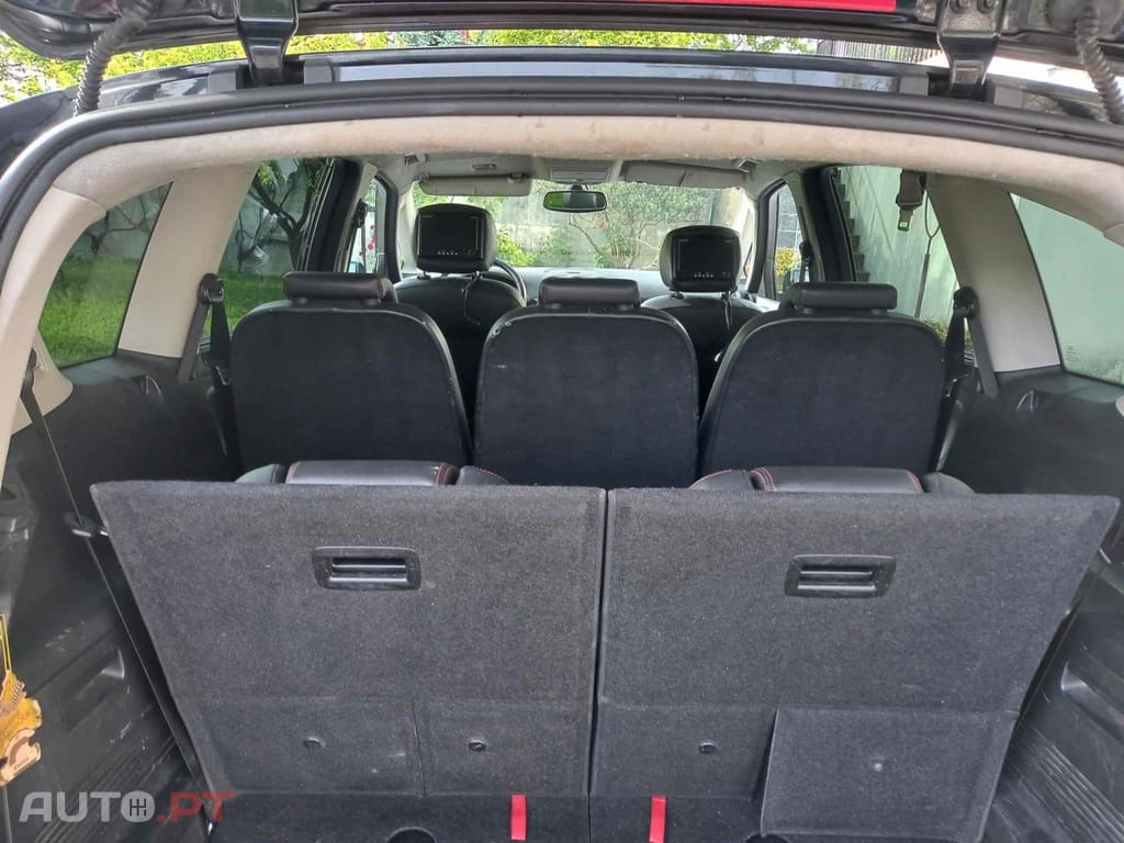 Ford S-Max 2.2 TDCi Titanium 7L
