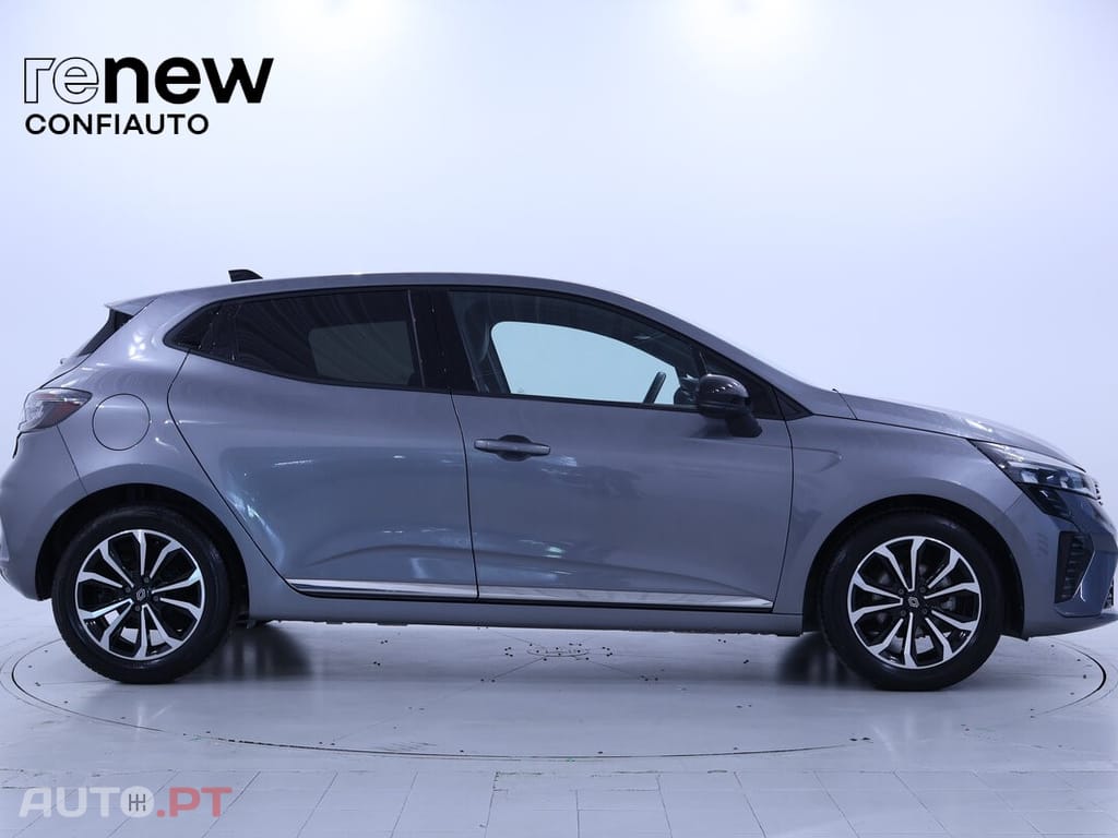 Renault Clio 1.0 TCe Techno Bi-Fuel