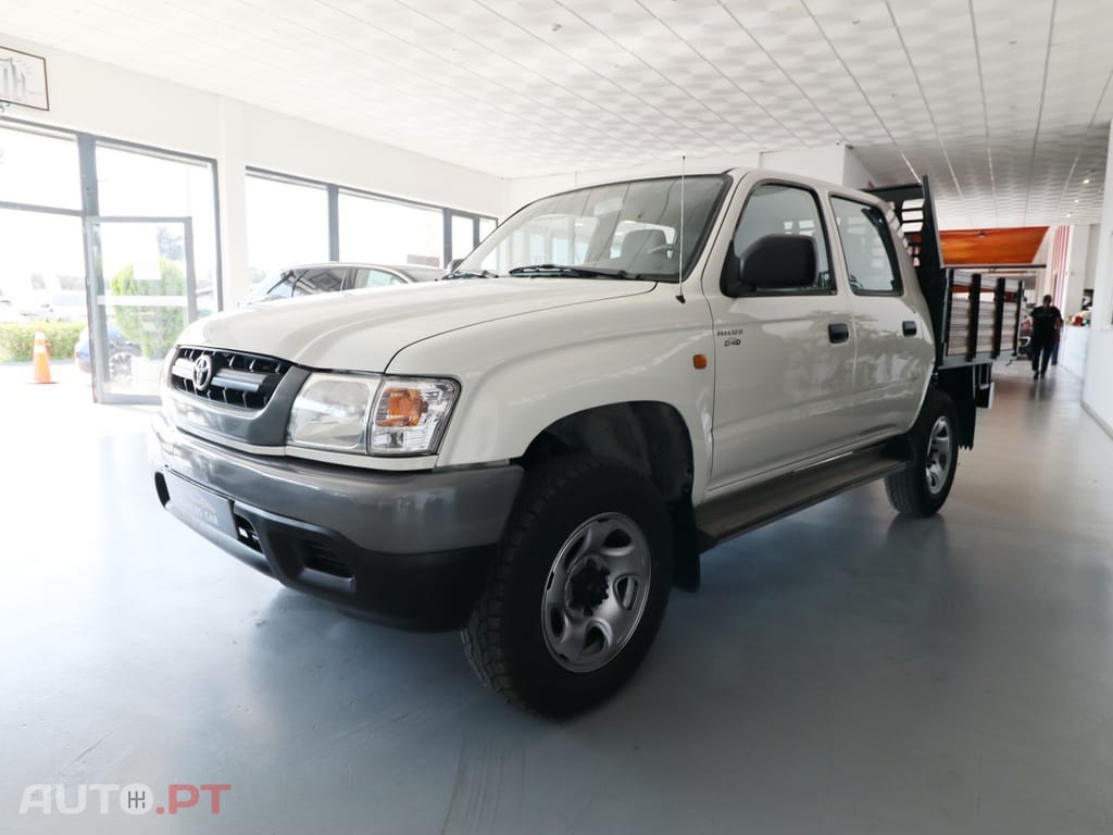 Toyota Hilux 2.5 D-4D CE AC