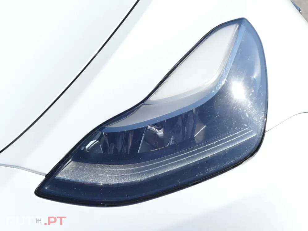 Tesla Model Y Tração Traseira
