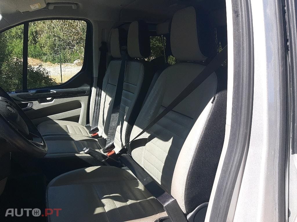 Ford Tourneo 2.0 TDCi Titanium