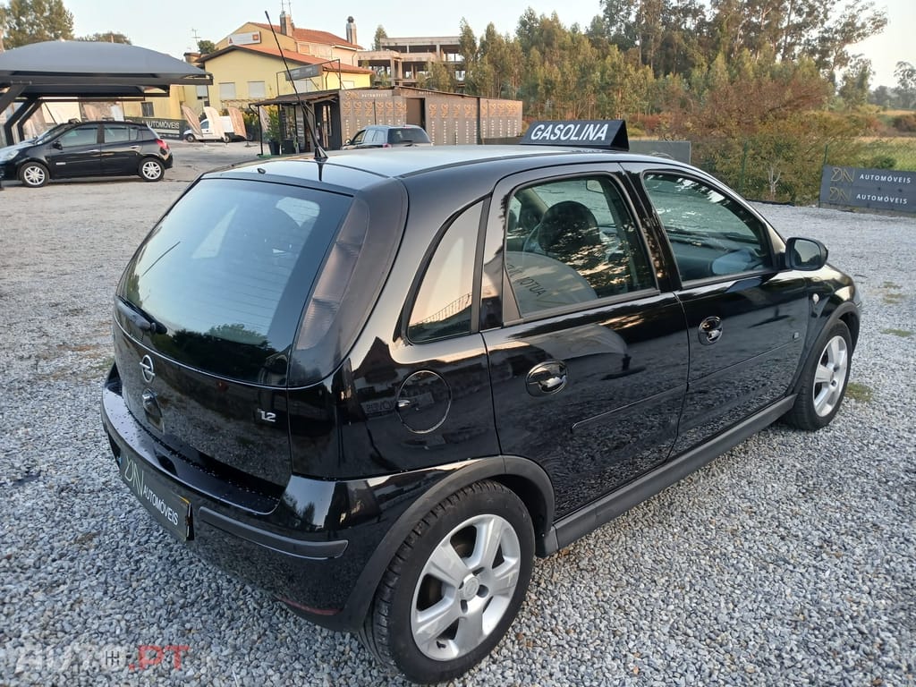 Opel Corsa 1.2 16v