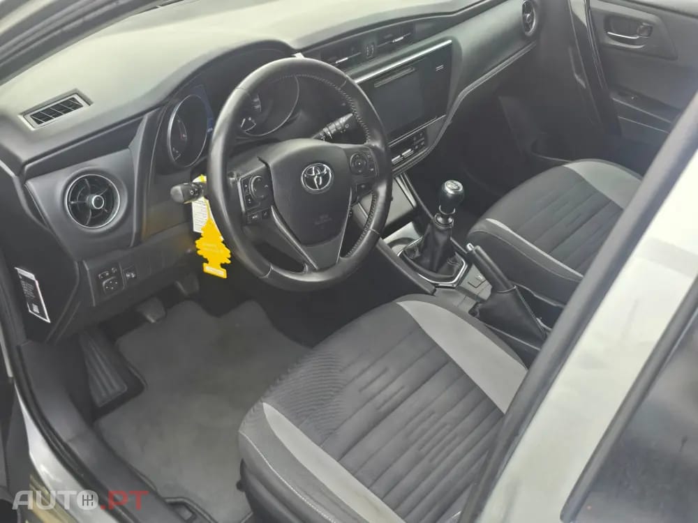 Toyota Auris 1.6 D-4D Comfort