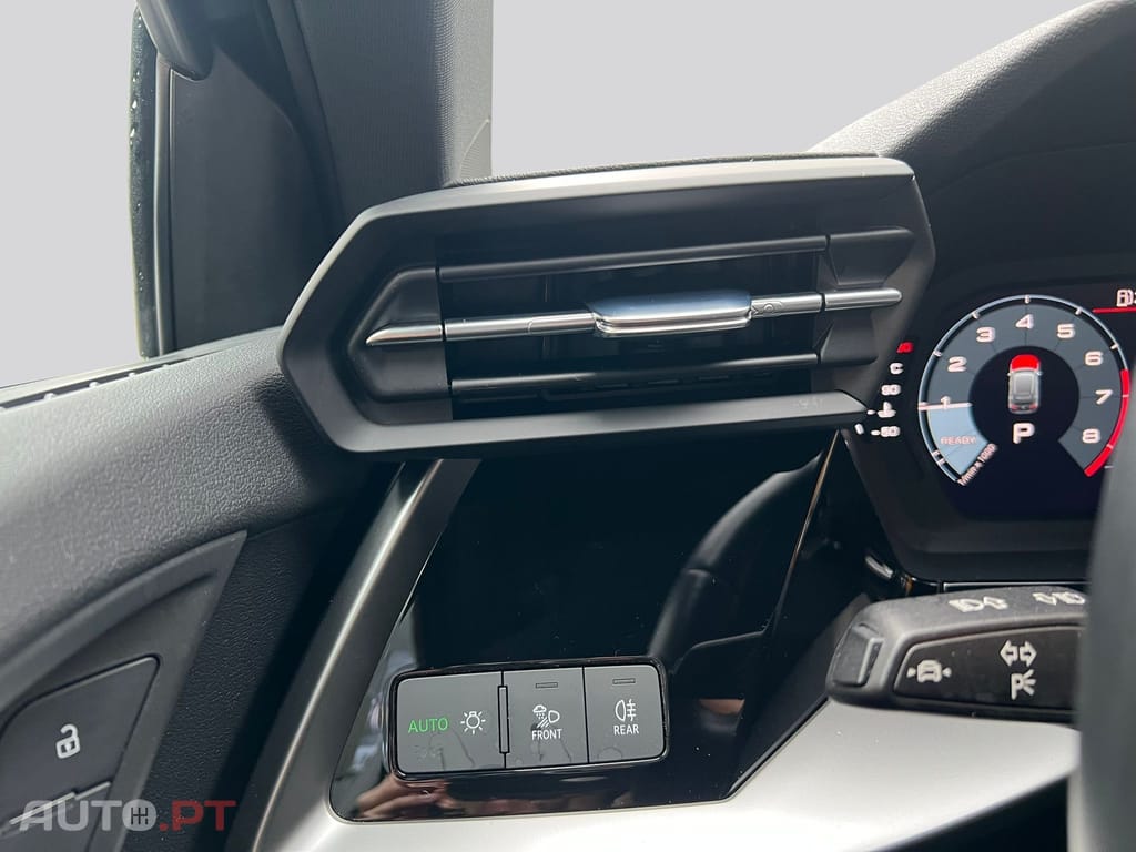 Audi A3 Sportback 30 TFSi Hybrid 