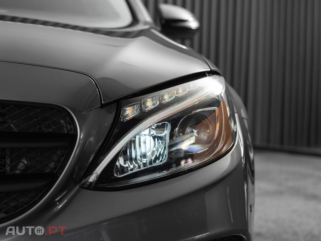 Mercedes-Benz C 220 d Station 9G-TRONIC AMG Line
