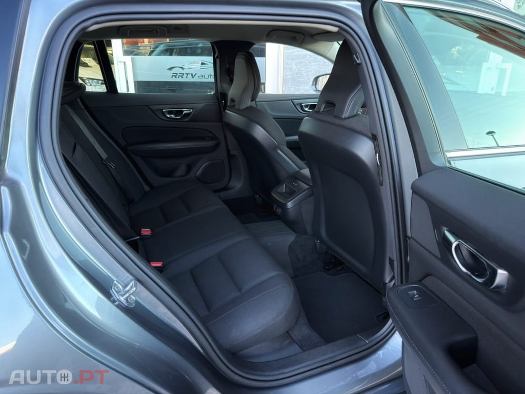 Volvo V60 2.0 D3 Momentum