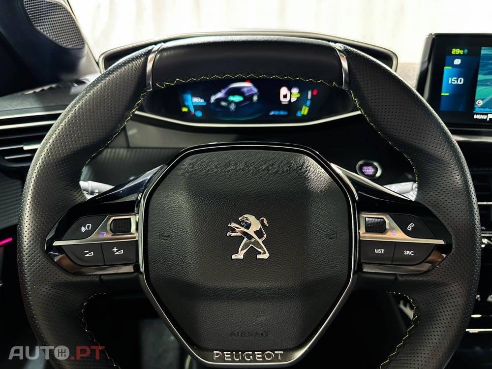 Peugeot E-208 50 kWh GT Pack