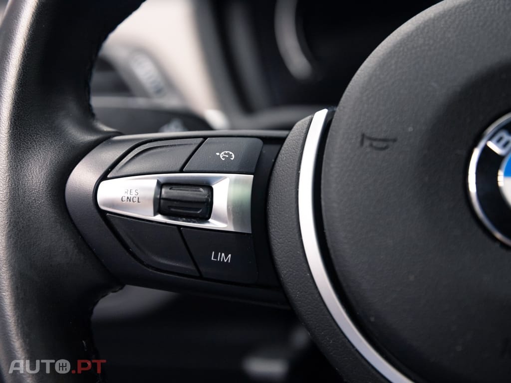 BMW X2 25 e xDrive Pack M