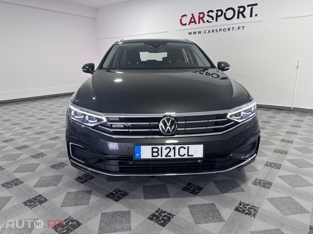 Volkswagen Passat Variant Hibrido 1.4 TSI GTE Plug-in 218hp