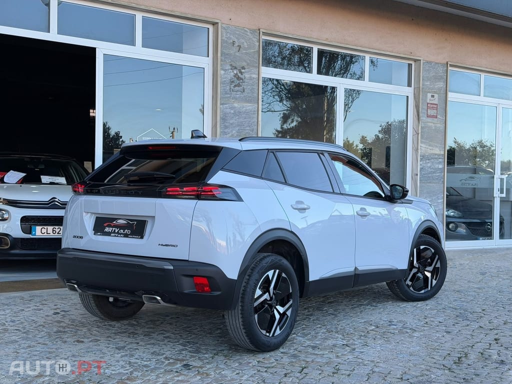 Peugeot 2008 1.2 Hybrid Allure e-DCS6
