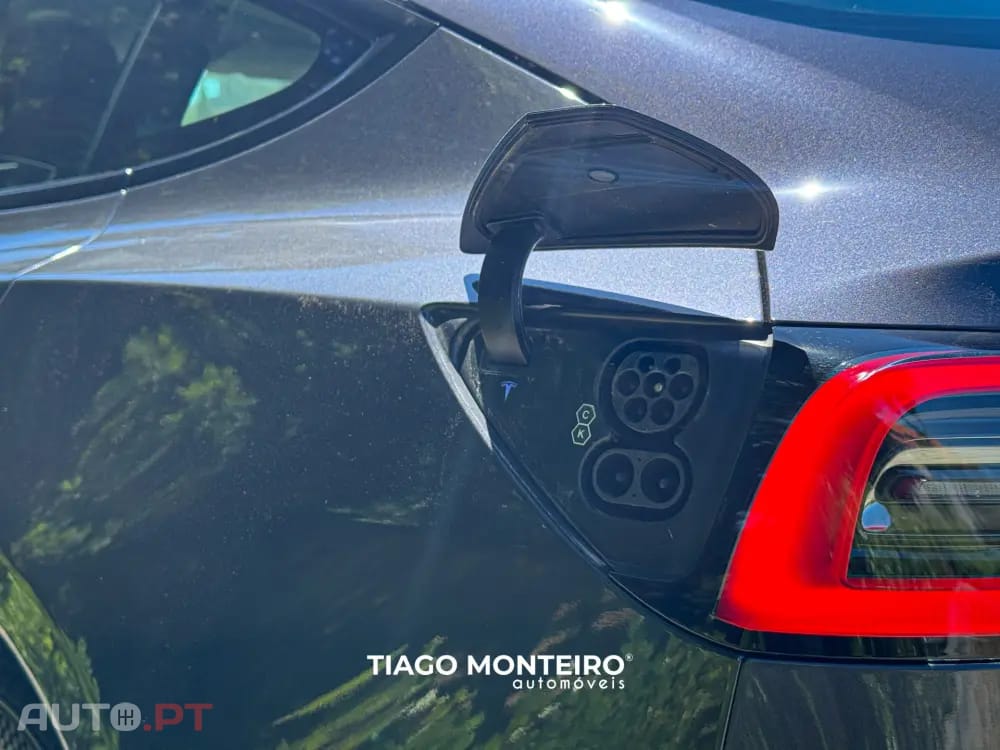 Tesla Model 3 Long Range AWD Dual Motor