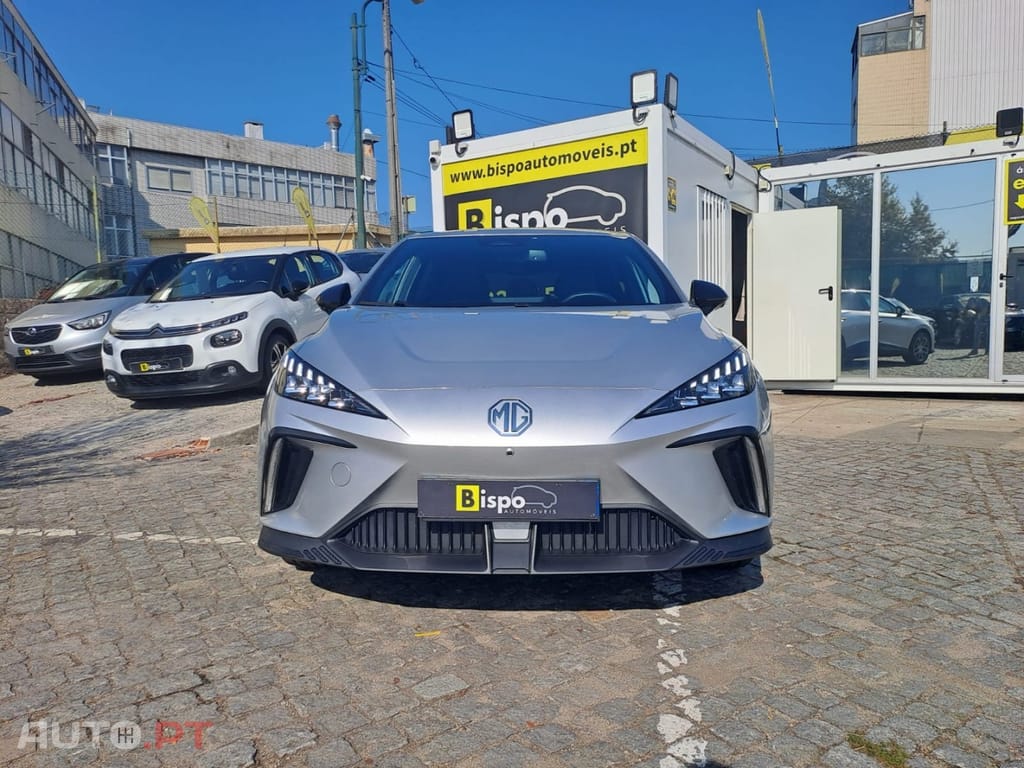 MG MG4 Luxury