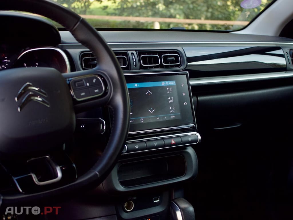 Citroen C3 1.2 PureTech Shine EAT6