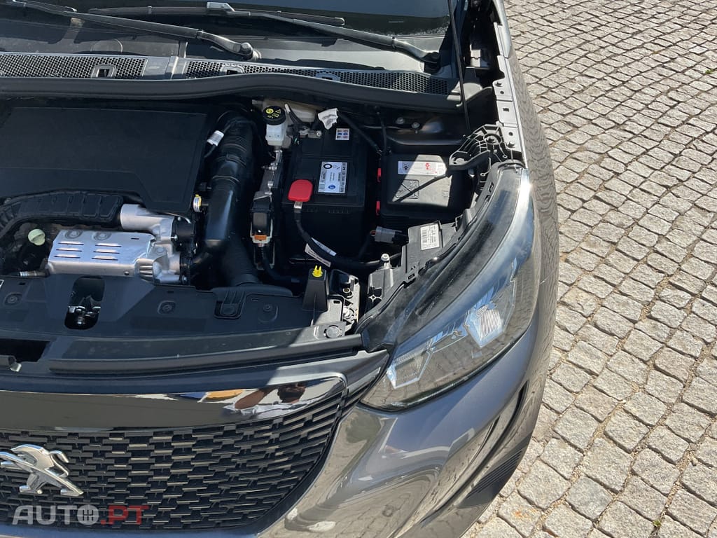 Peugeot 2008 1.2 PureTech Active Pack