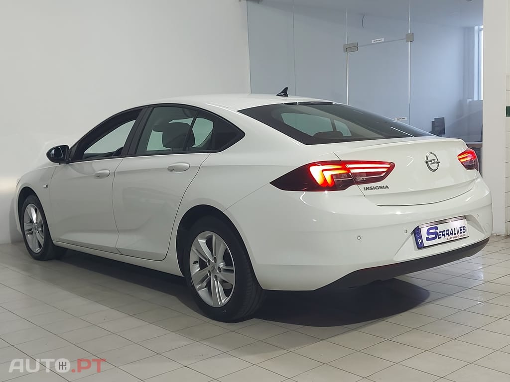 Opel Insignia 1.5 D Business Edition