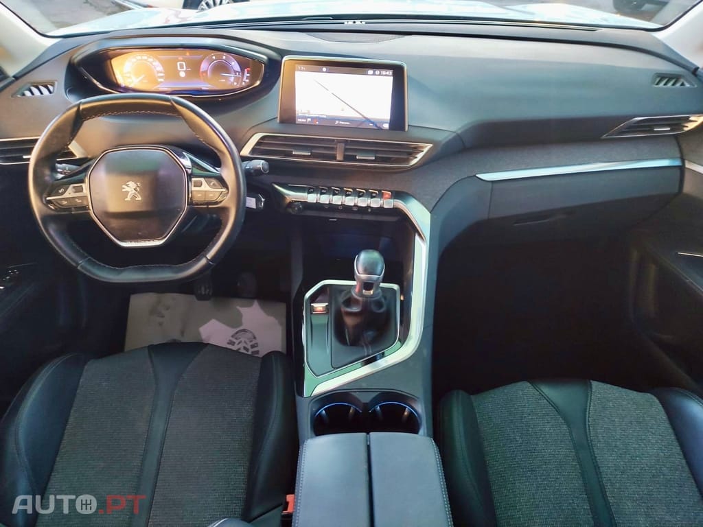Peugeot 3008 1.5 BlueHDi Allure