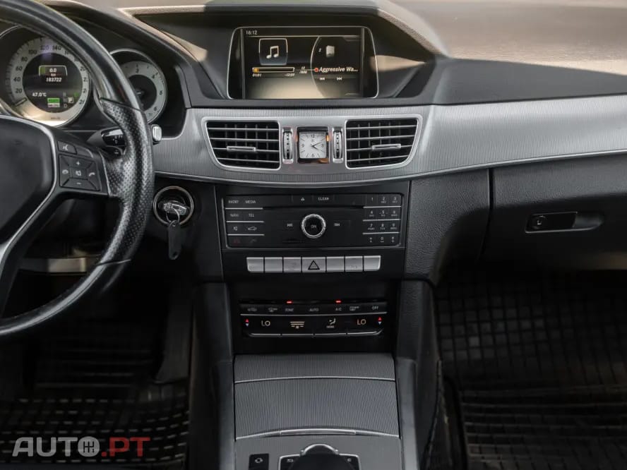 Mercedes-Benz E 300 Bluetec Hybrid Avantgarde