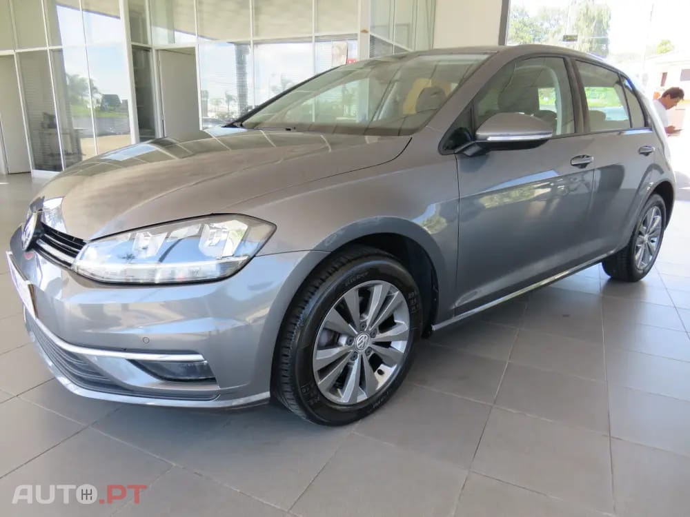 Volkswagen Golf 1.6 TDI Confortline