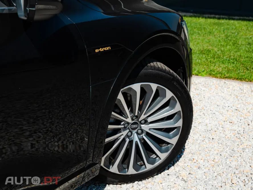 Audi E-Tron 50 quattro advanced