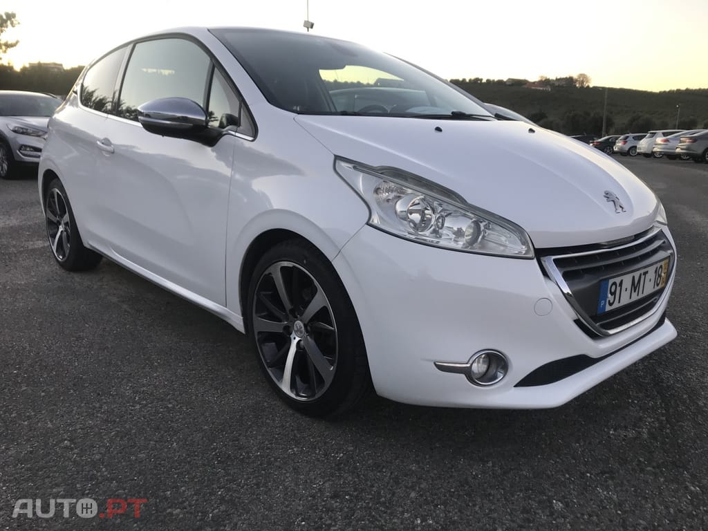 Peugeot 208 1.6 e-HDi Allure