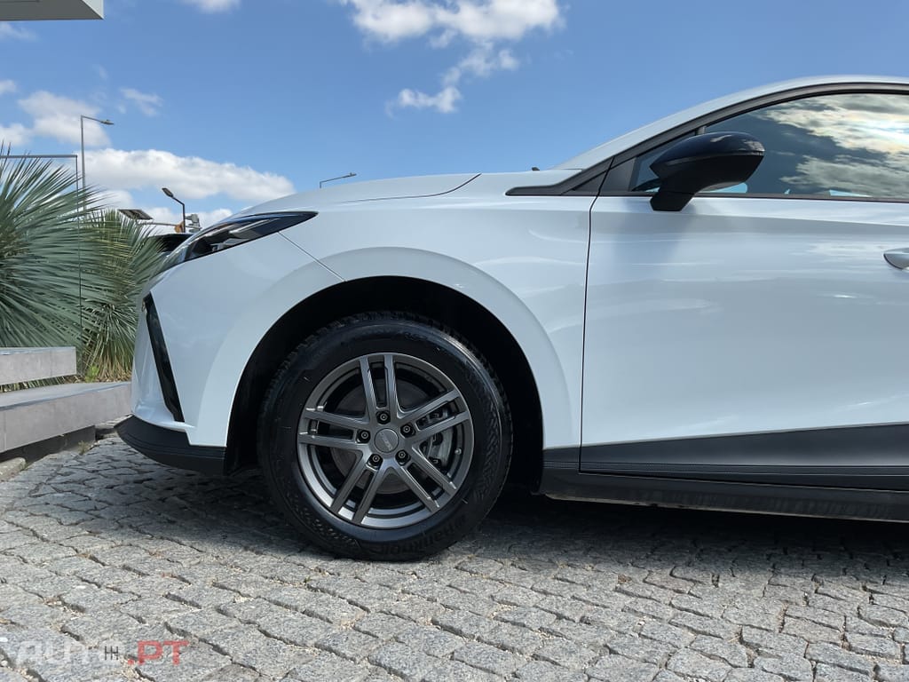 MG MG4 51 kWh Standard
