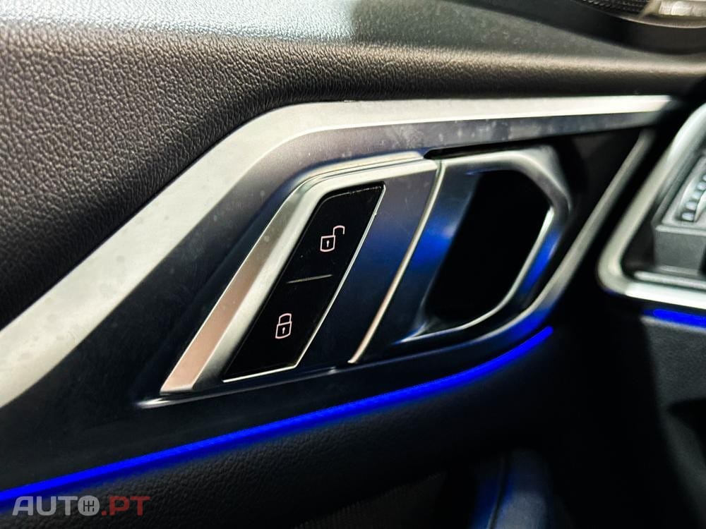BMW 420 i Pack Desportivo M Auto