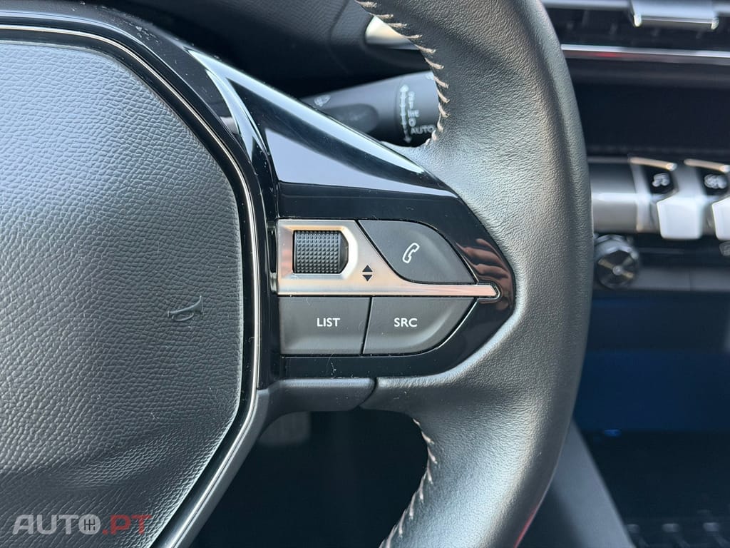 Peugeot 3008 1.5 BlueHDi Active