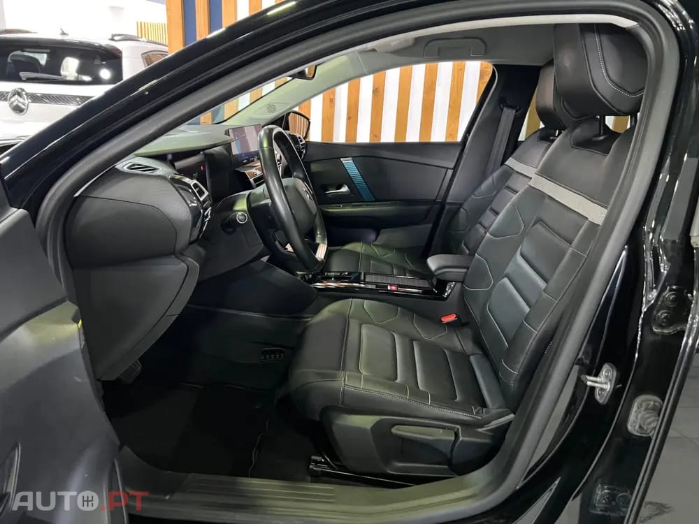 Citroen e-C4 50 kWh Shine Pack