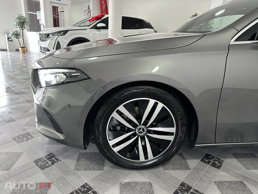 Mercedes-Benz A 180 2.0 A 180 D DCT PREMIUM PLUS