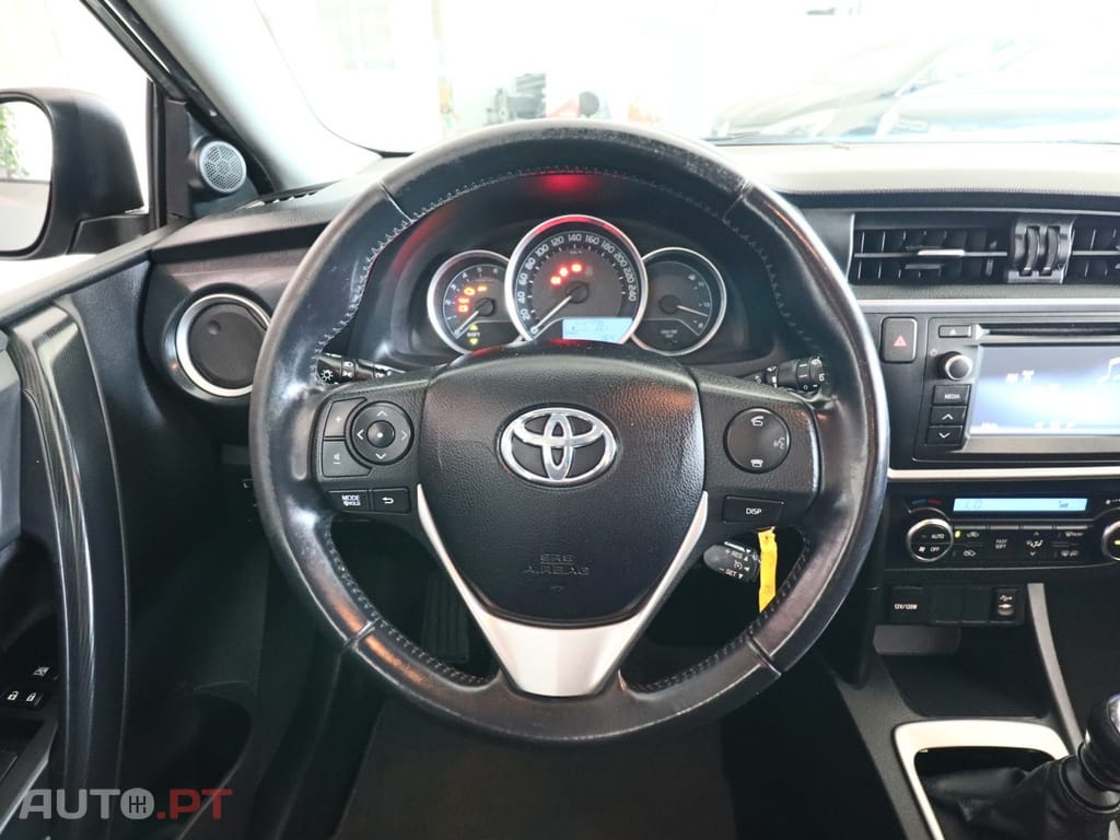 Toyota Auris Touring Sports 1.4 D-4D Active+AC