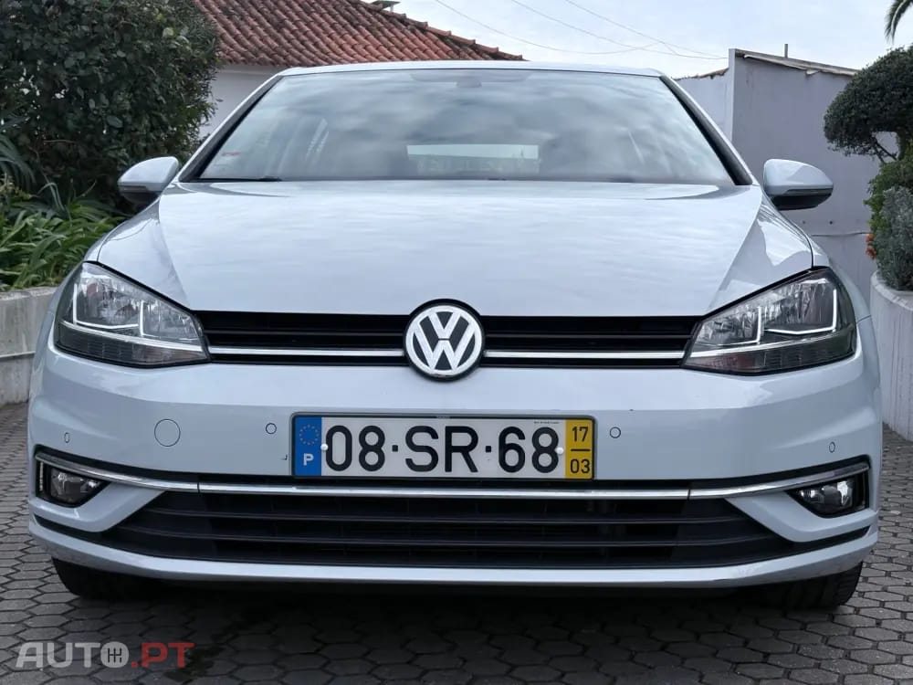 Volkswagen Golf 1.0 TSI Confortline