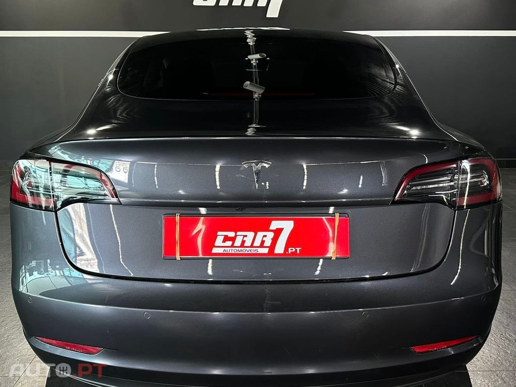 Tesla Model 3 Long-Range Dual Motor AWD