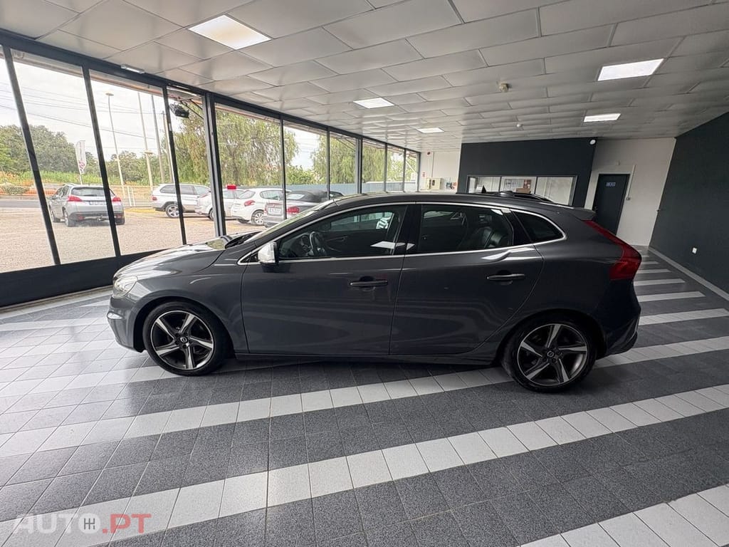 Volvo V40 1.6 D2 R-Design