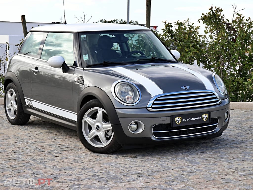 MINI Cooper Cooper D