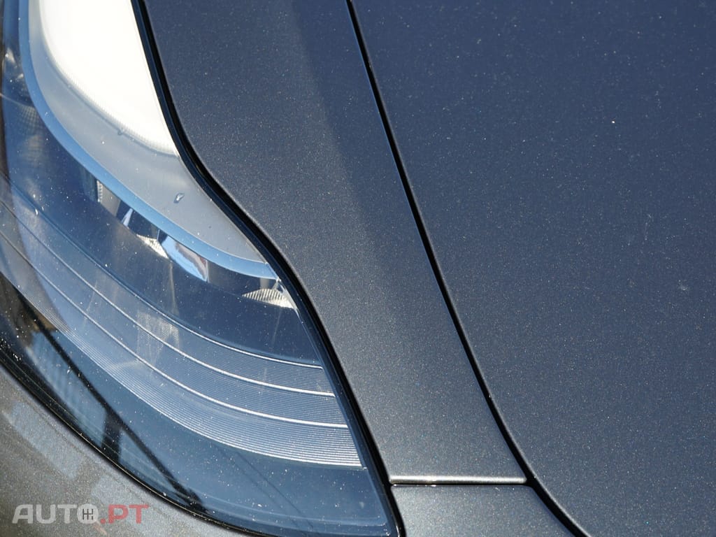 Tesla Model 3 Long-Range Dual Motor AWD