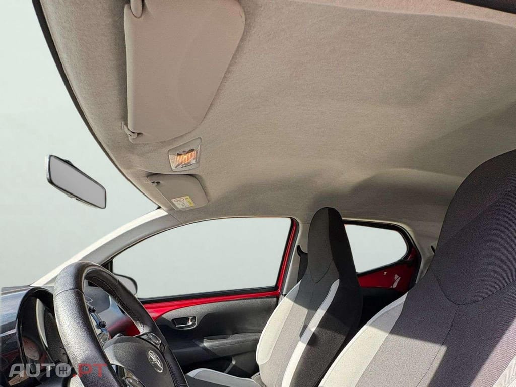 Toyota Aygo 1.0 X-Play+X-Touch