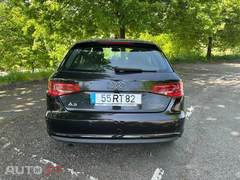 Audi A3 Sportback 1.6 TDi Business Line Attraction S tronic