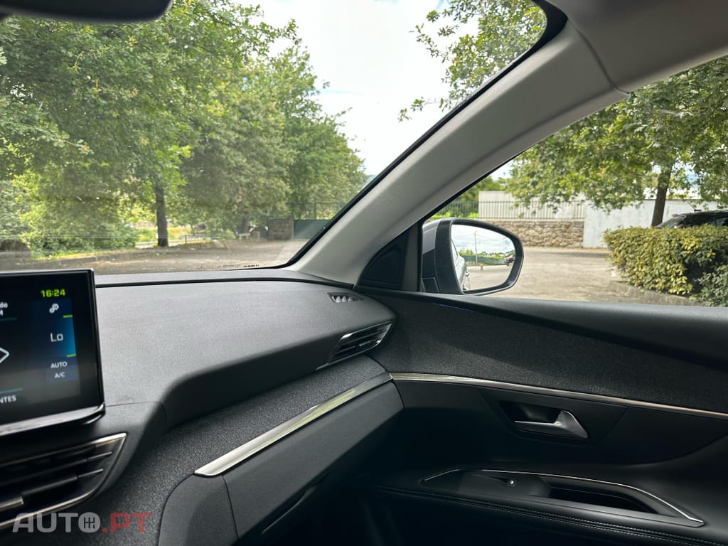 Peugeot 3008 1.6 Hybrid4 GT Pack e-EAT8