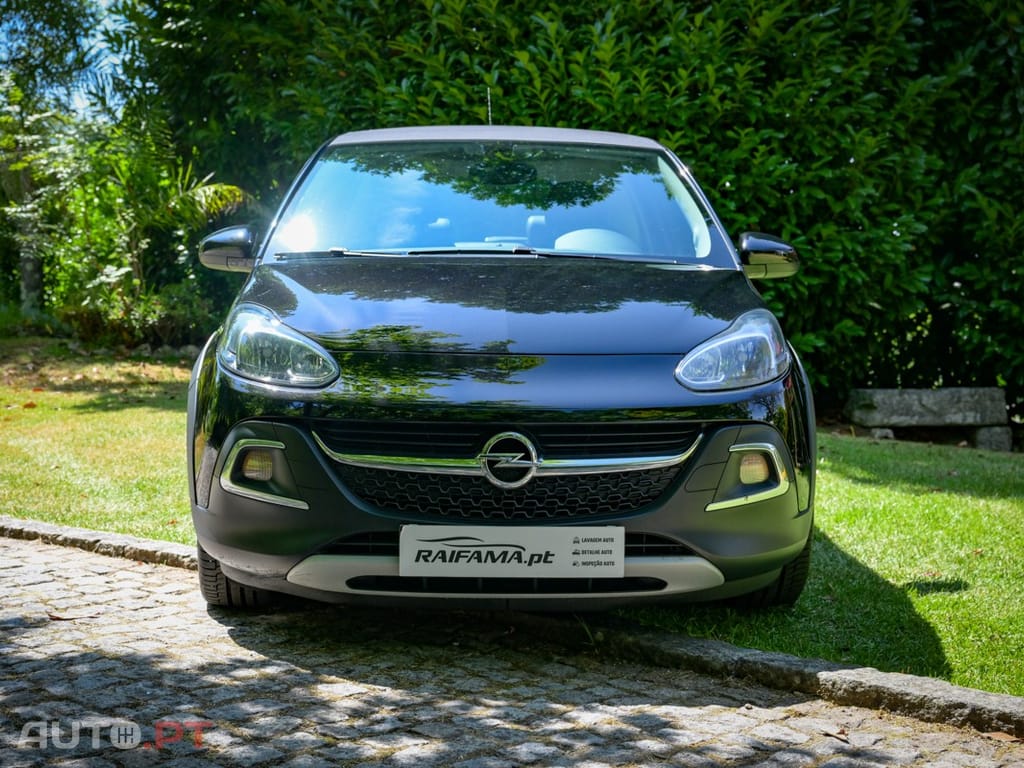 Opel Adam 1.0 T Rocks