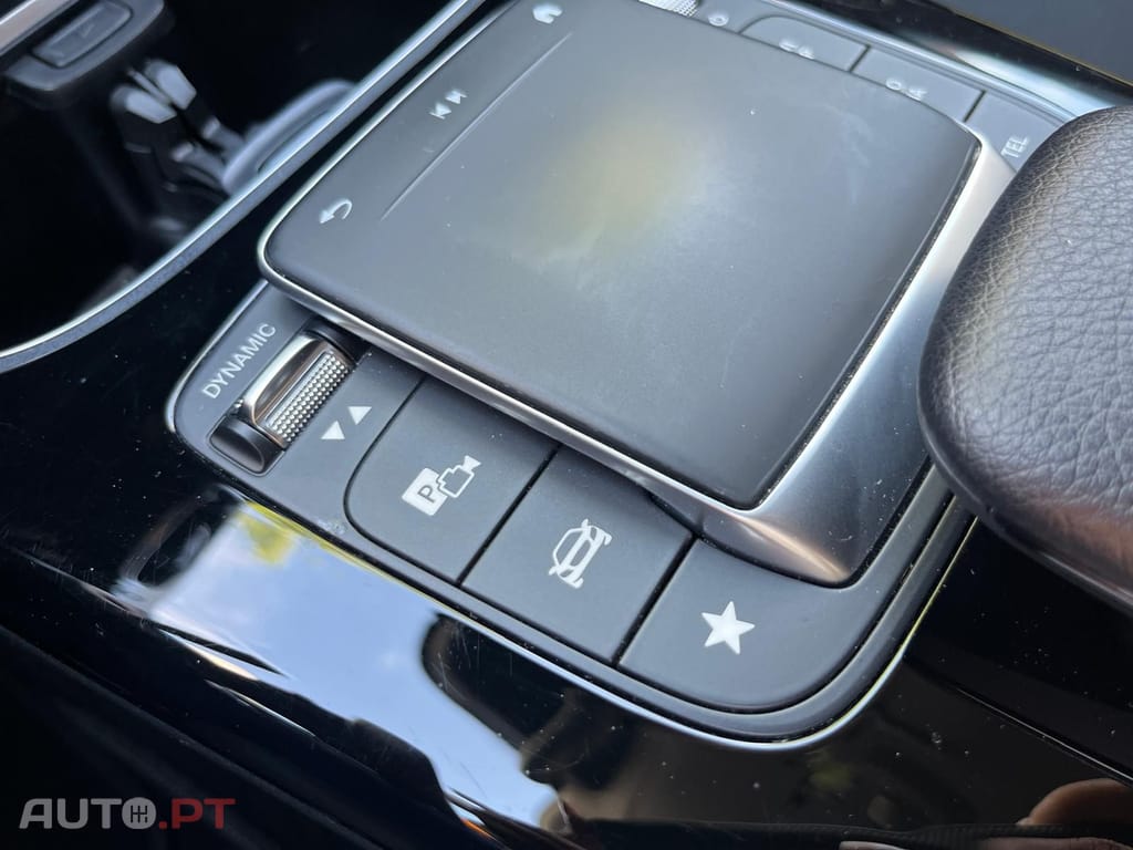 Mercedes-Benz CLA 180 SB DCT 