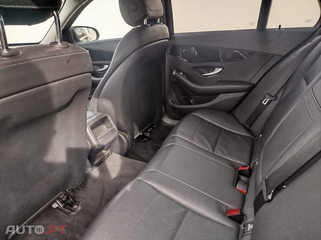 Mercedes-Benz C 200 (BlueTEC) d Station 7G-TRONIC AMG Line